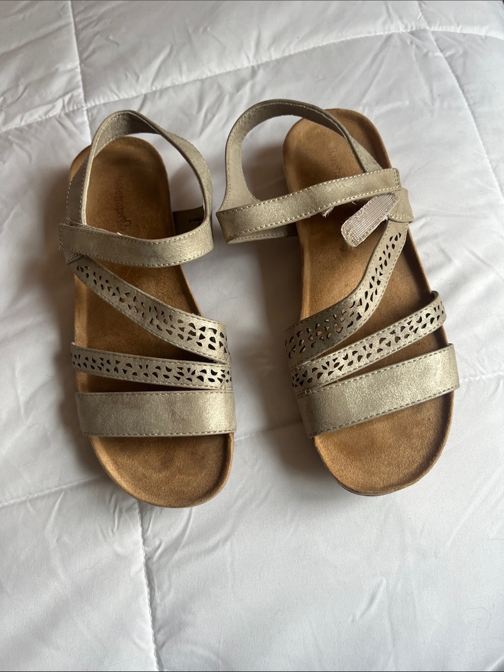 BareTraps Beige Tan Suede Insole Sandal